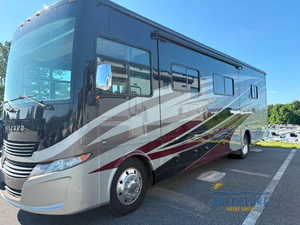 2017 Tiffin Allegro 32 SA - Photo 2