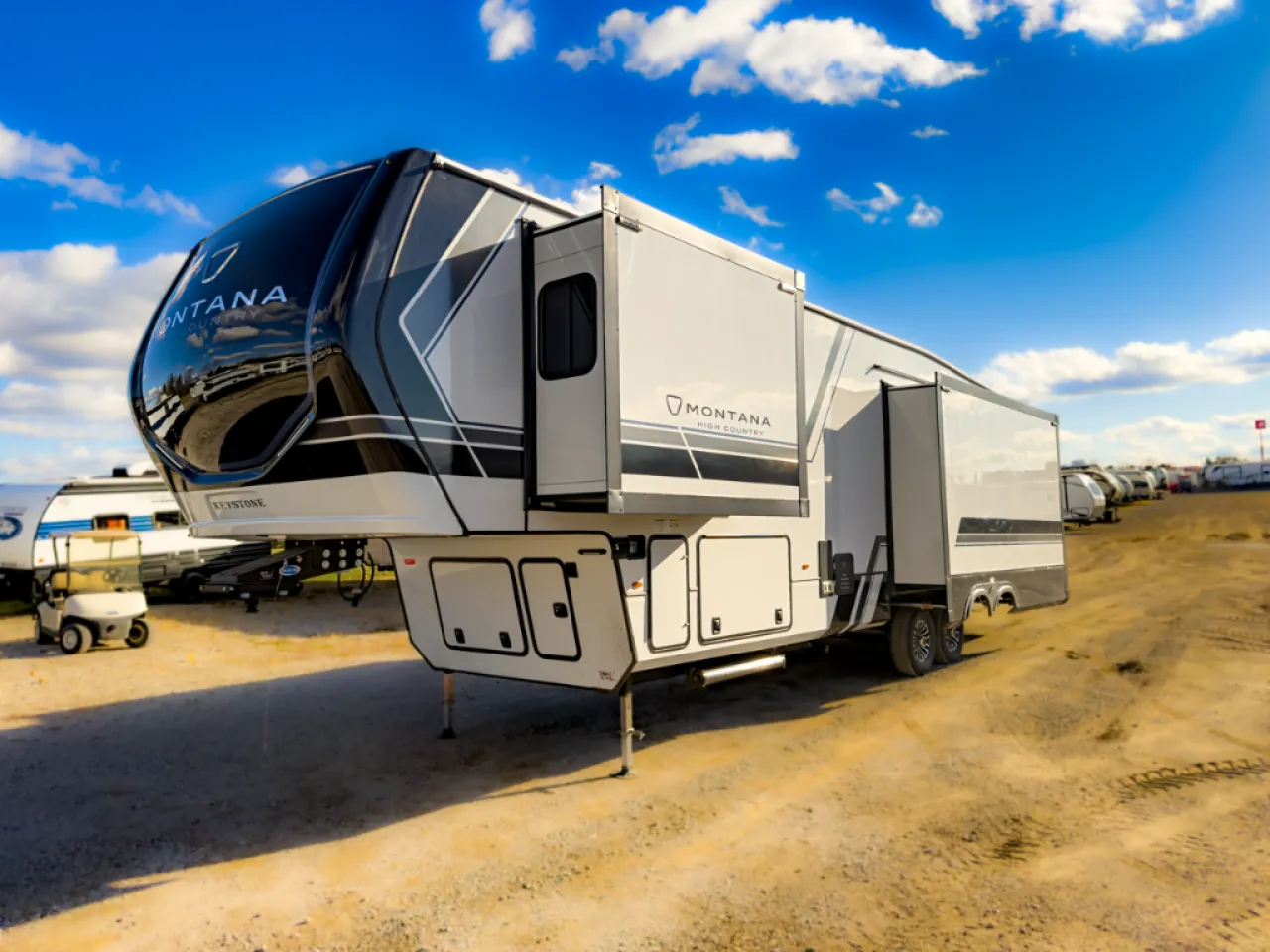 2026 Keystone Montana High Country 331RL - Photo 4
