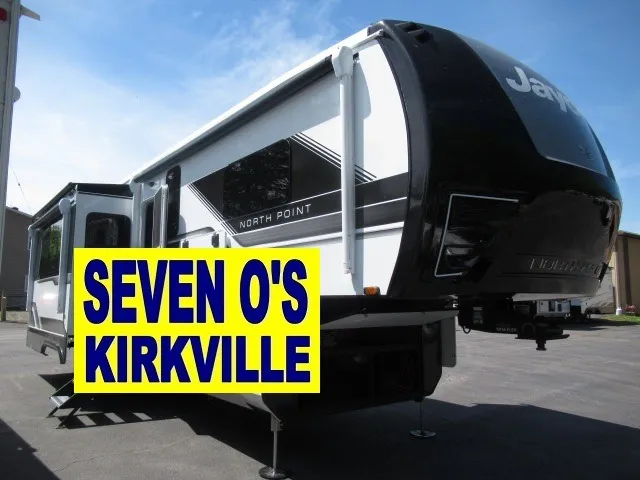 2027 Jayco North Point 310RLTS - Photo 2