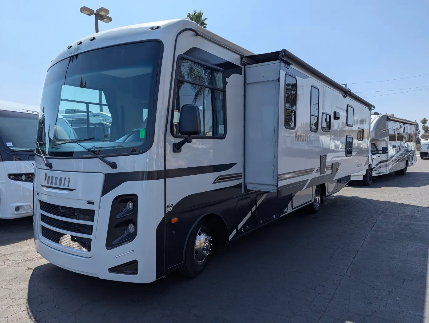 2023 Coachmen Pursuit 31BH - Photo 3