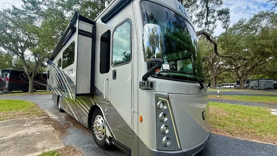 2023 Thor Motor Coach Aria 3401 - Photo 2