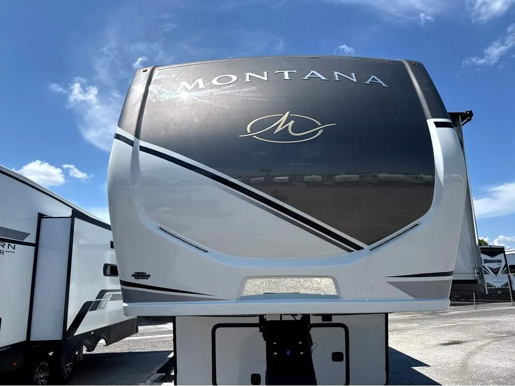 2024 Keystone Montana 3531RE, Photos photo 7