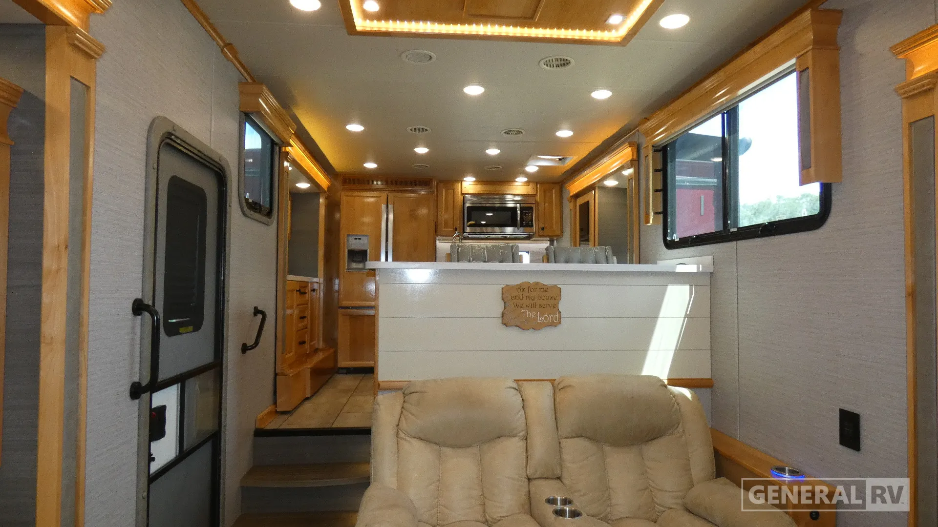 2021 VanLeigh RV Beacon 42RKB - Photo 3