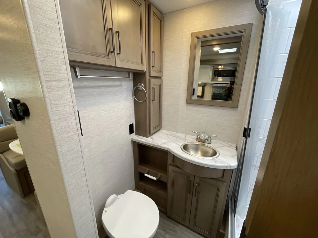 2026 Thor Motor Coach Freedom Traveler A29, Photos photo 13