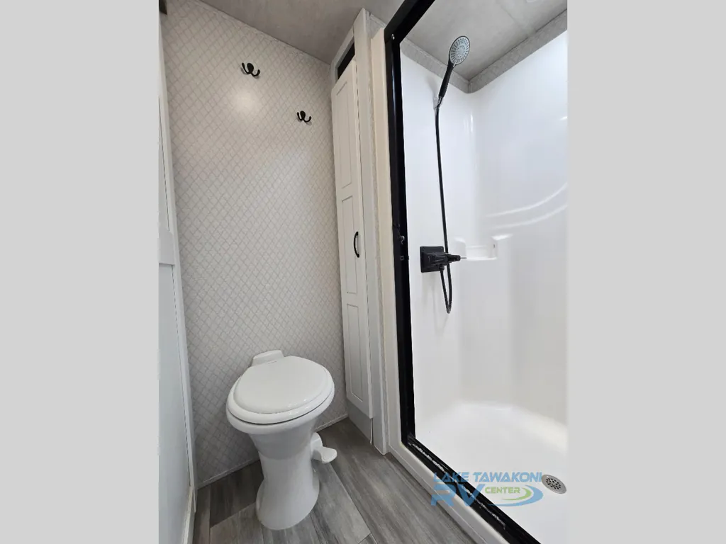 2022 Forest River Cedar Creek 377BH, Photos photo 25