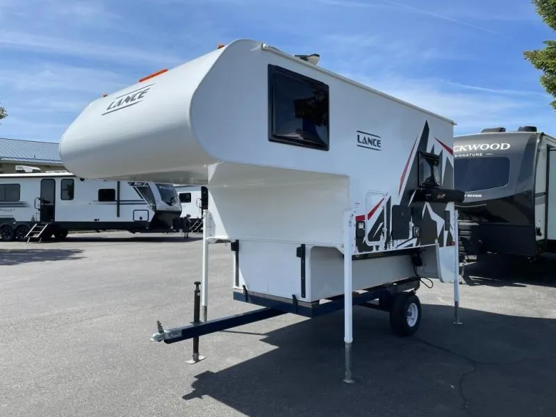 2024 Lance Lance Truck Campers Used    805 - Photo 3