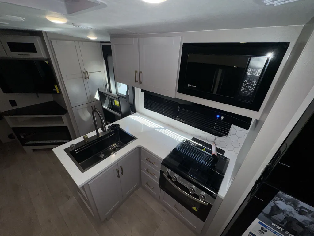 2027 Jayco Jay Feather 29BHB, Photos photo 13