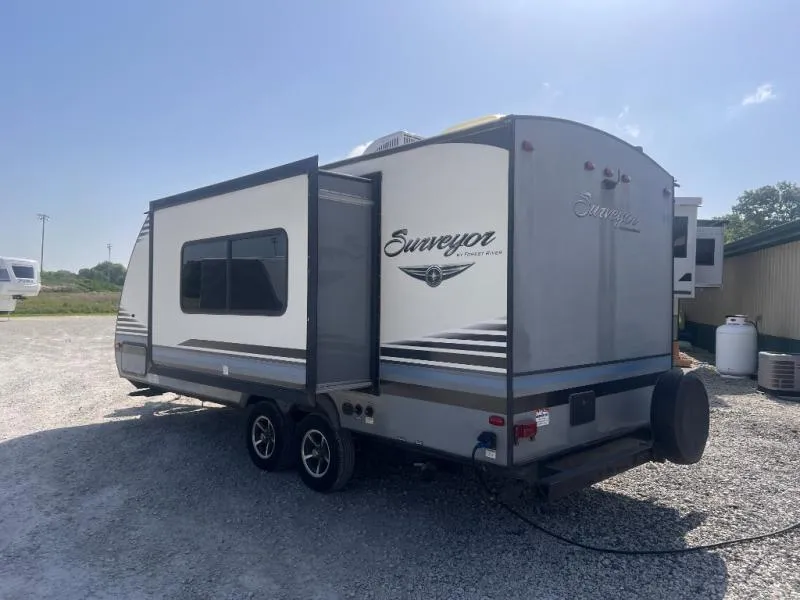 2017 Forest River RV Surveyor 220RBS - Photo 4