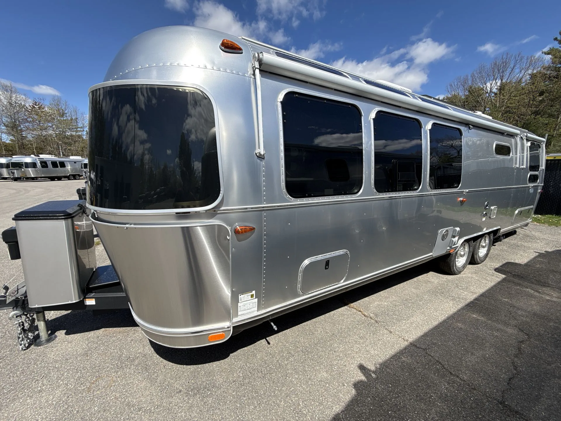 2026 Airstream Globetrotter 30RB Twin - Photo 4