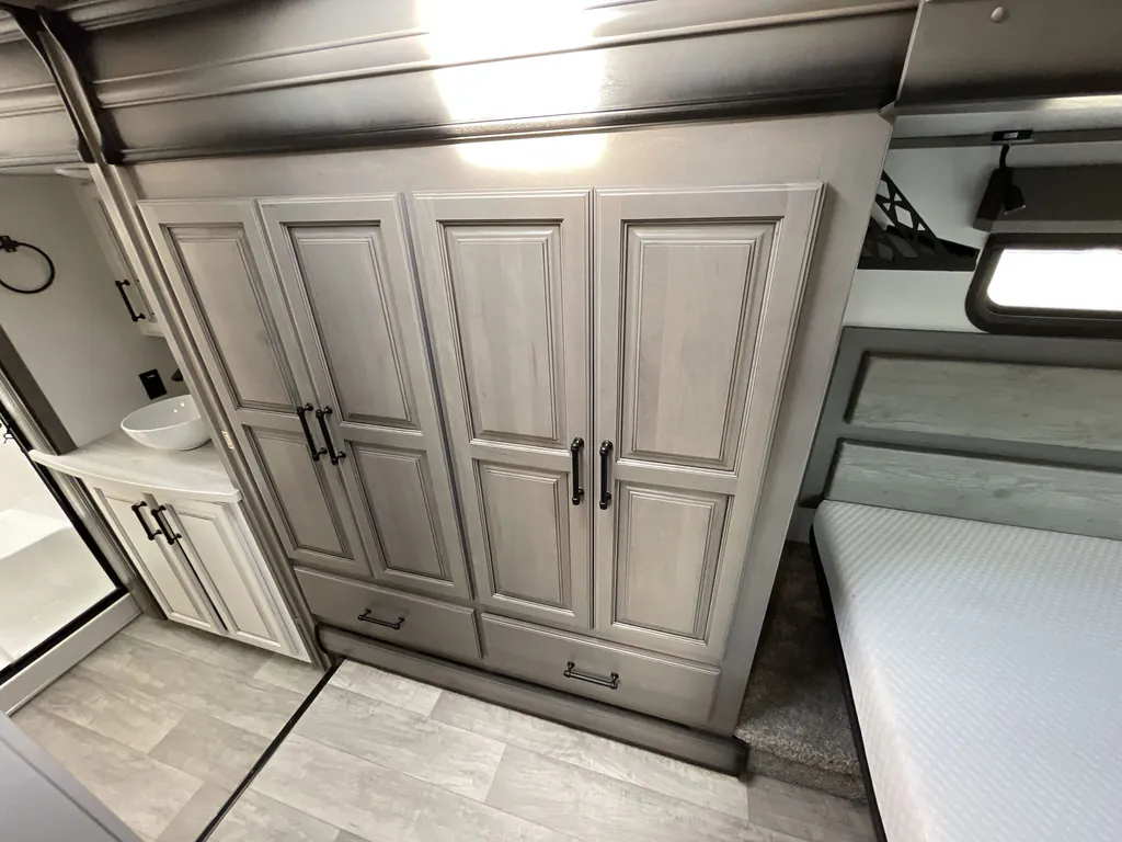 2022 Keystone Montana 3813MS, Photos photo 12
