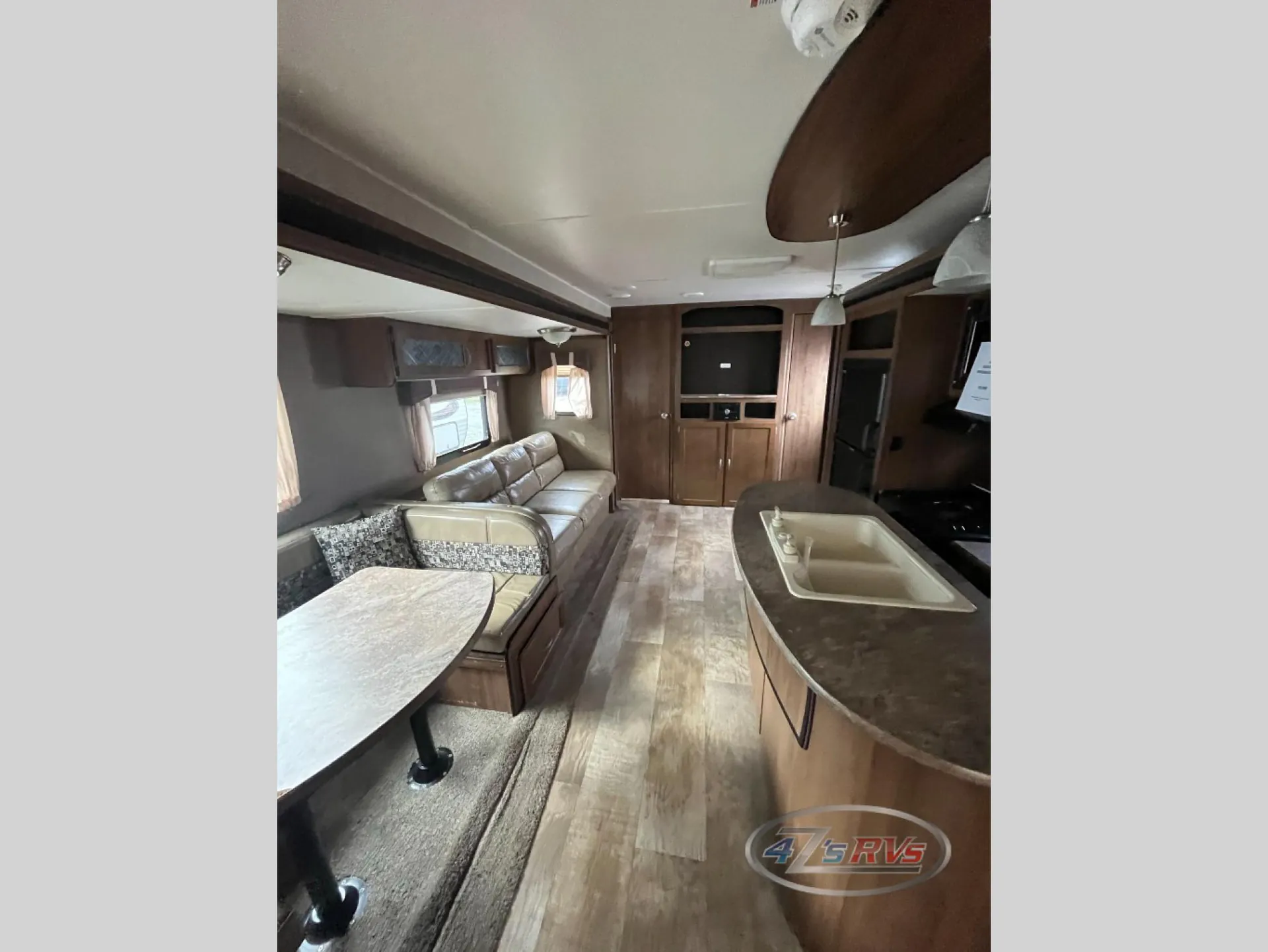 2018 Gulf Stream RV Innsbruck 288ISL - Photo 4