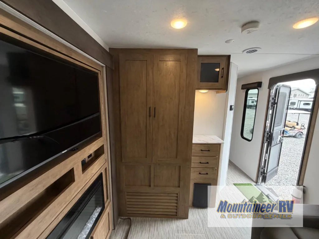 2024 Coachmen Freedom Express Ultra Lite 274RKS, Photos photo 30