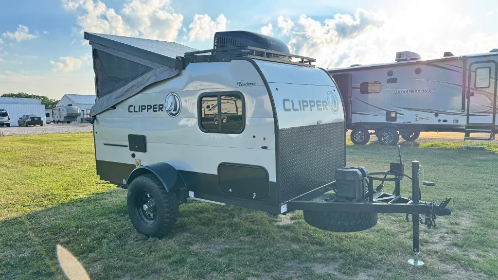 2022 Coachmen RV Clipper Camping Trailers EXPRESS - Photo 2