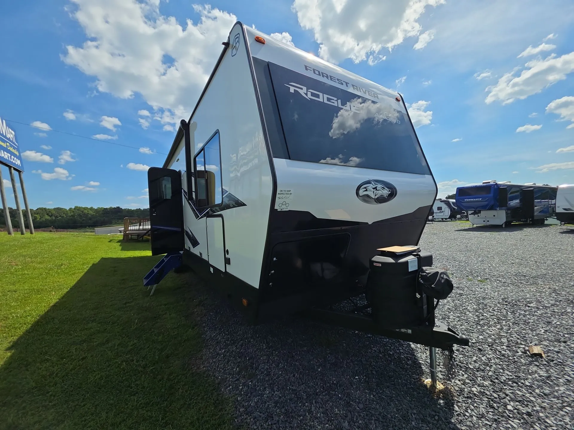 2027 Forest River Vengeance Rogue Armored 32L132 dealer photo 1 from RV Value Mart