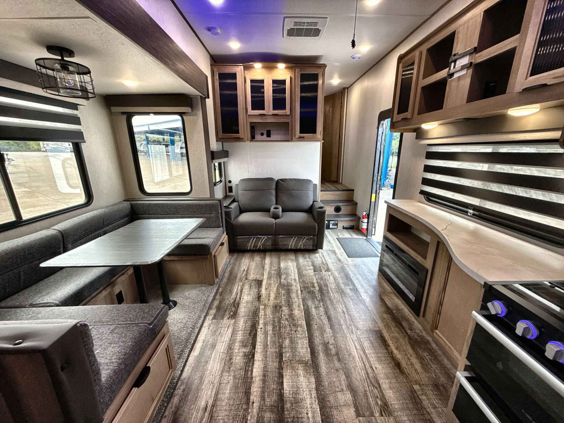 2024 Forest River Cherokee Arctic Wolf 278BHS — living area main