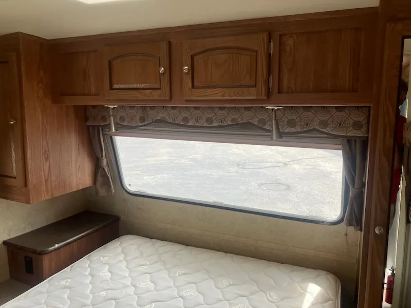 2015 Forest River Flagstaff Super Lite 27BESS — Photo 5