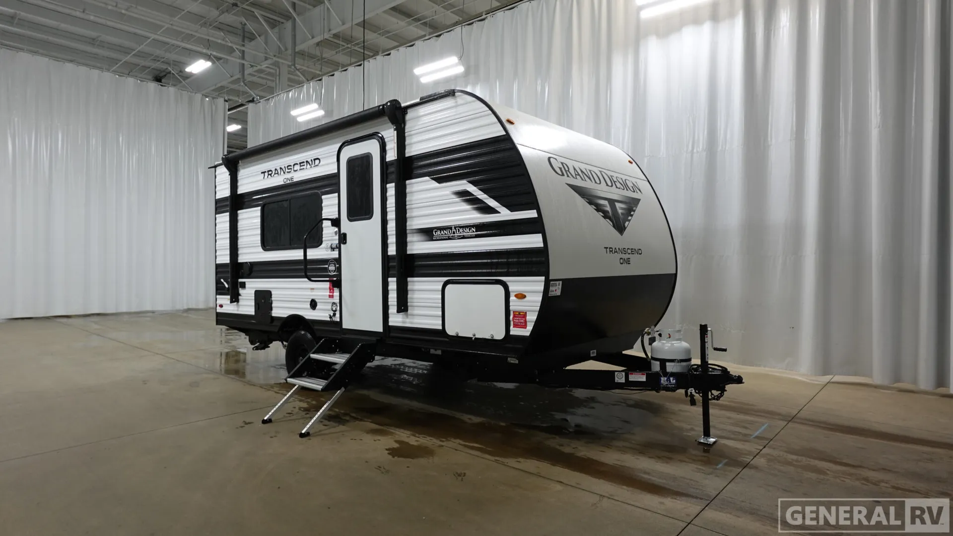 2026 Grand Design Transcend One 151RB - Photo 2