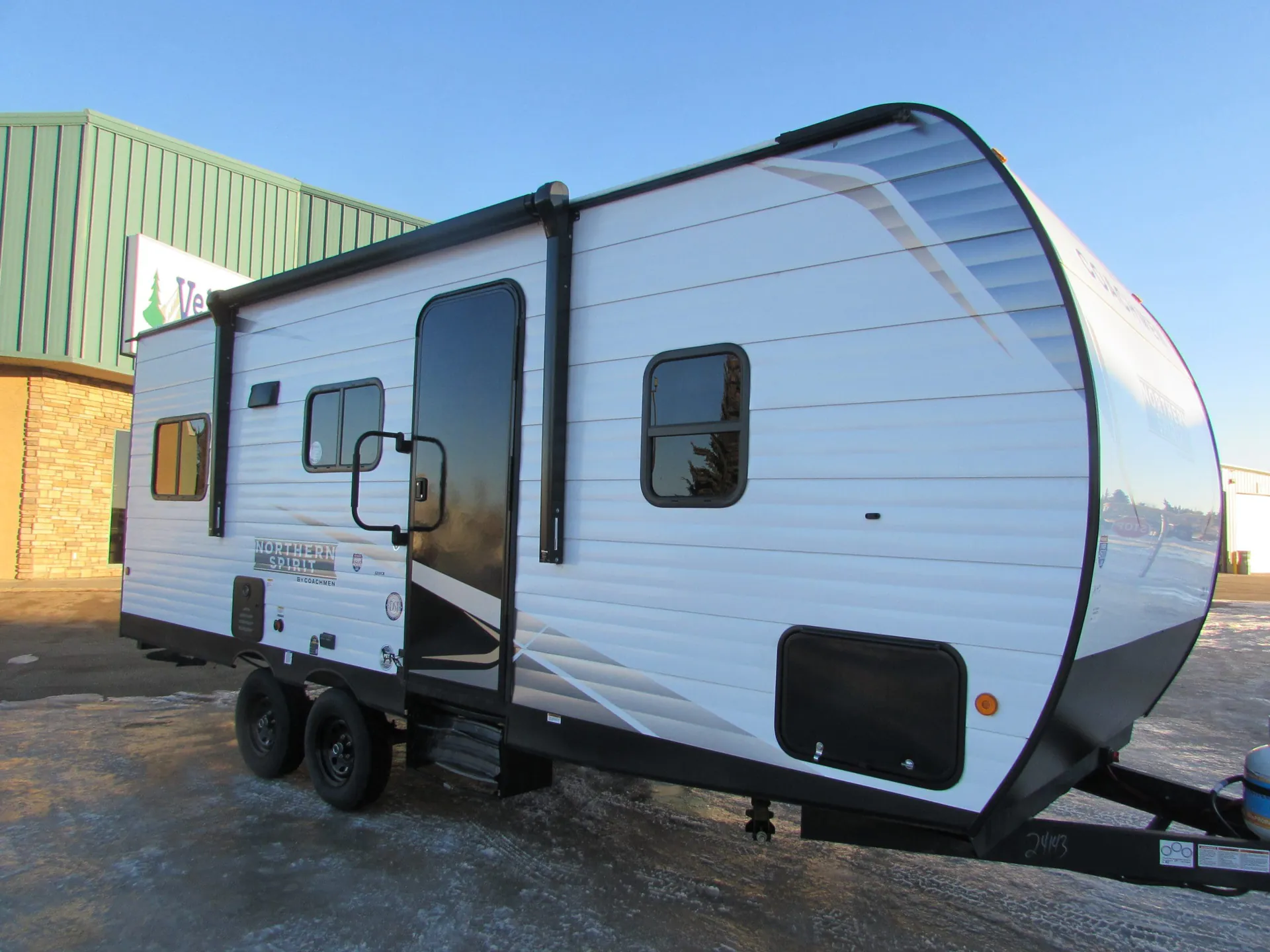 2026 Coachmen Northern Spirit DLX 5210CK - Photo 4