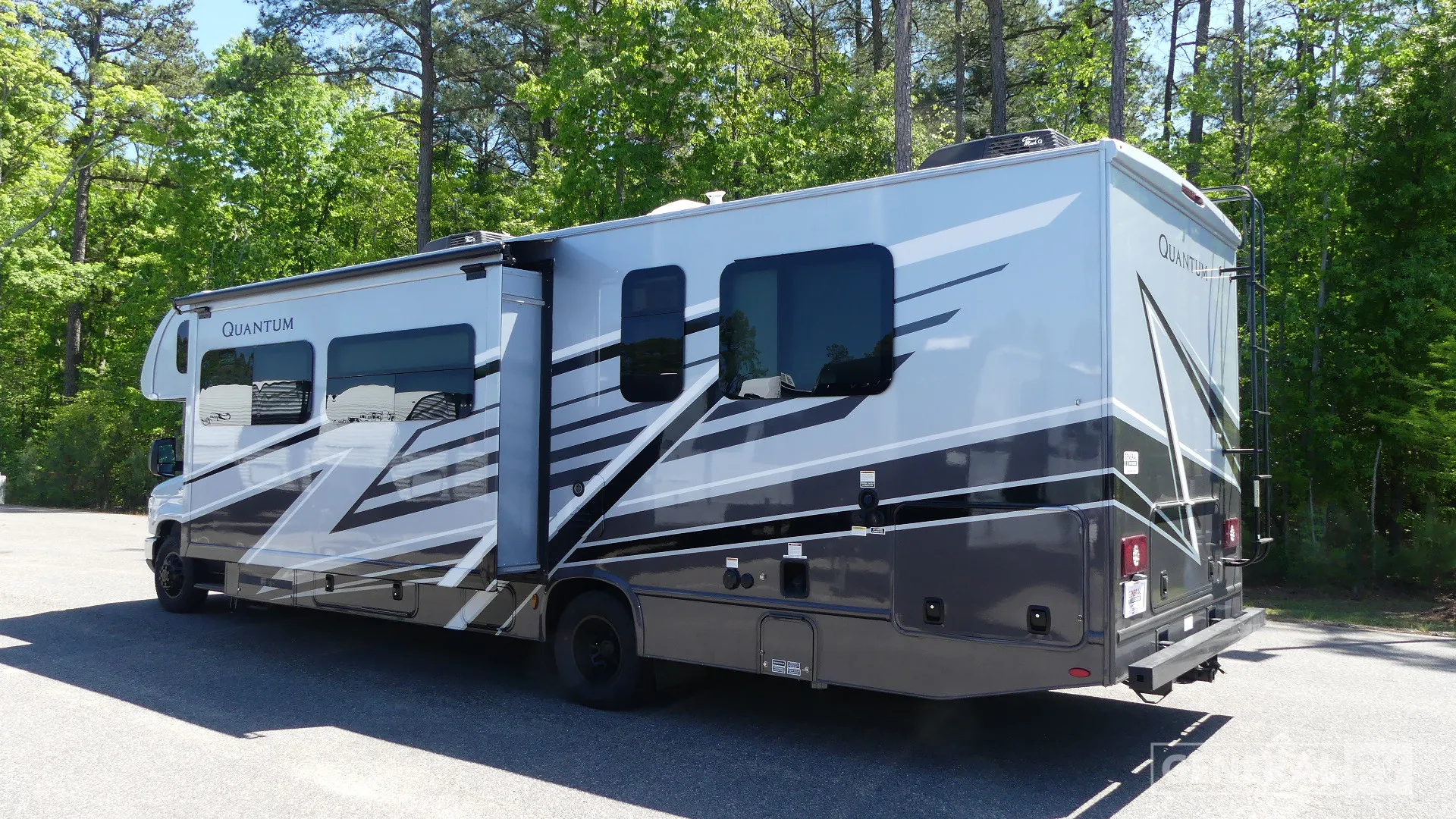 2026 Thor Motor Coach Quantum HS31 - Photo 4