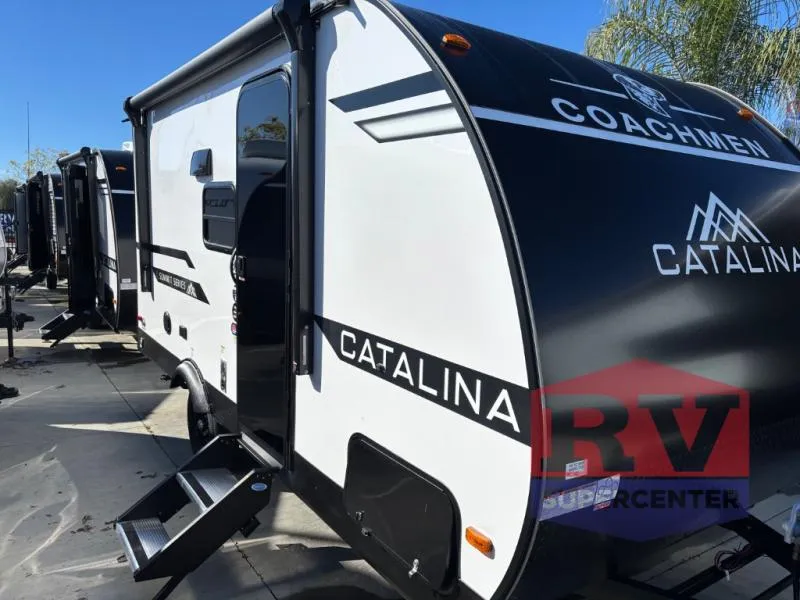 2026 Coachmen Catalina Summit Series 7 164BHX - Photo 2