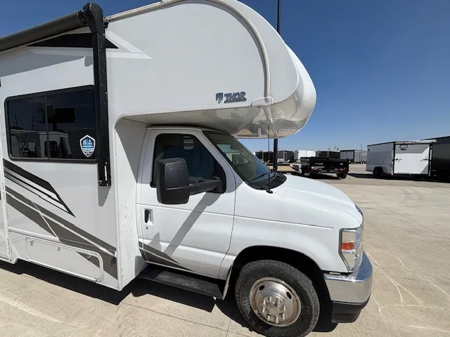 2025 Thor Motor Coach Quantum LC28 - Photo 3
