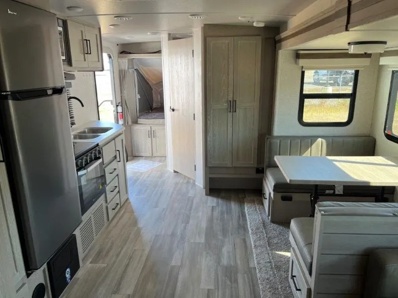 2022 Forest River Rockwood Roo 235S — Photo 7