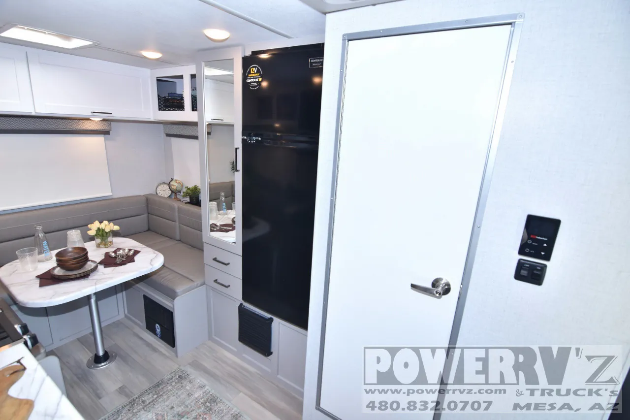 2026 Thor Motor Coach Geneva 19VT - Photo 4