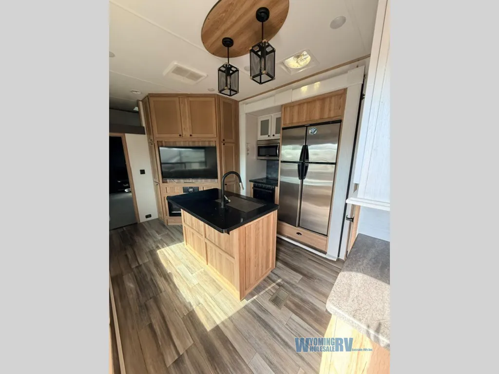 2023 Forest River XLR Nitro 35DK5, Photos photo 6