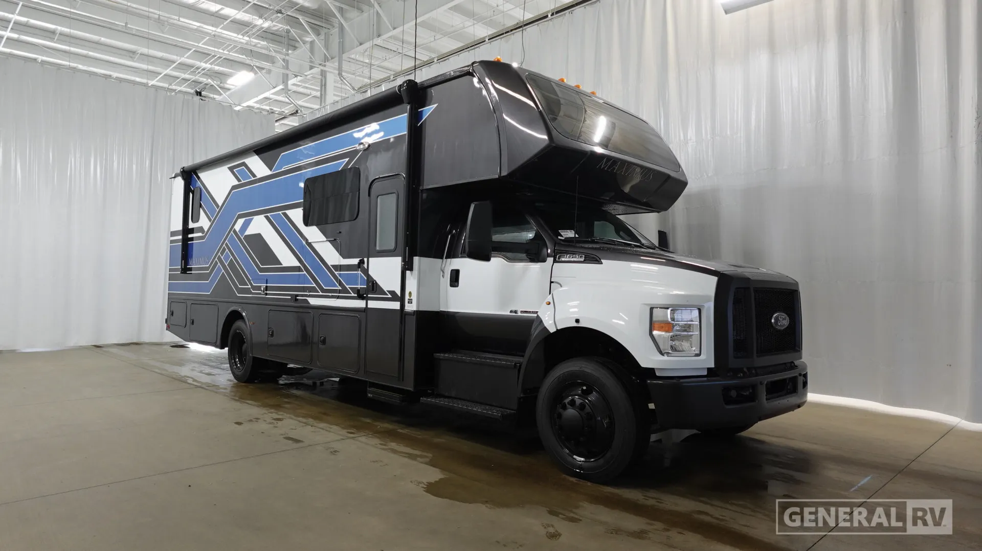 2027 NeXus RV Maximus 34MX - Photo 2