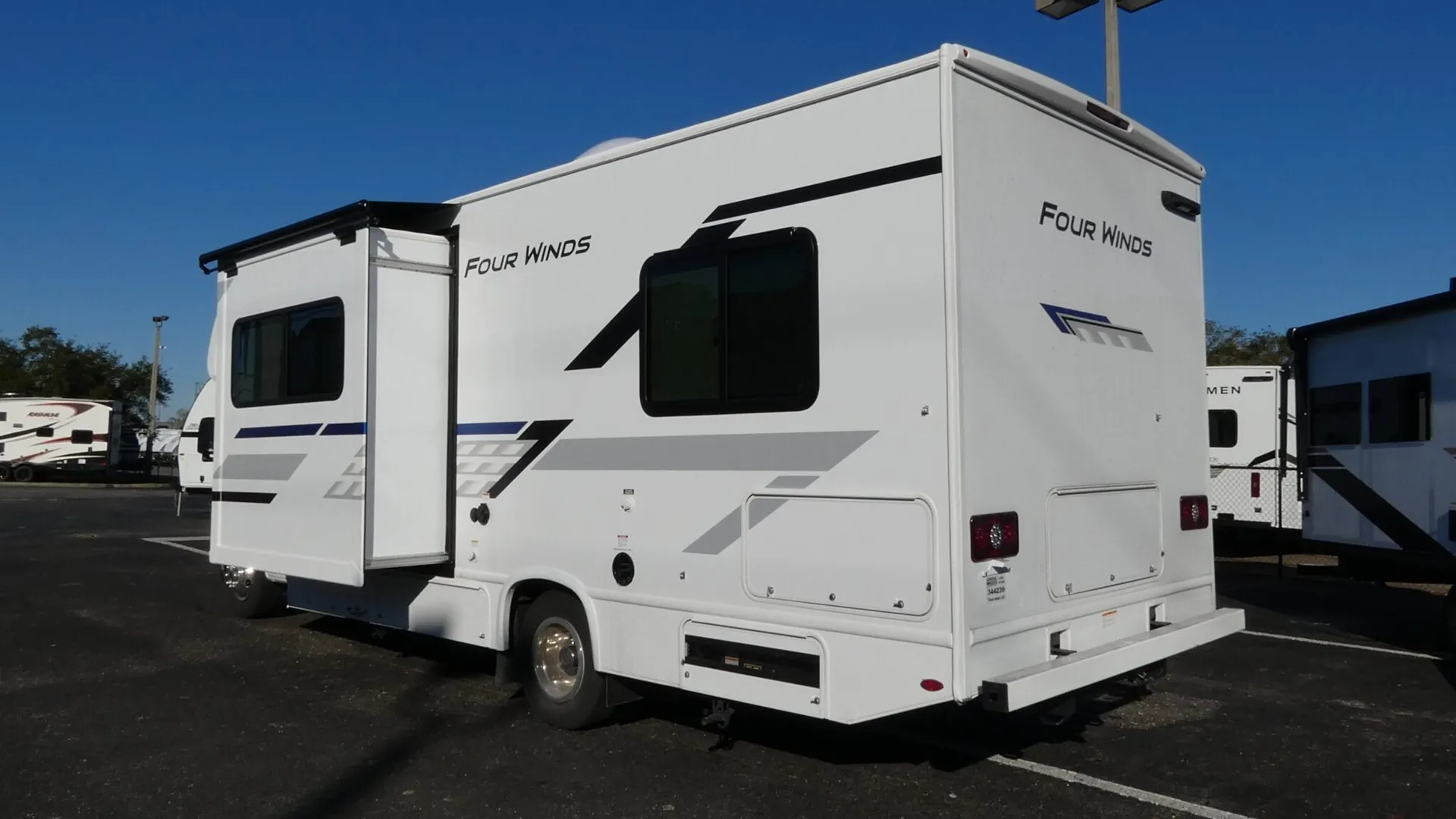 2026 Thor Motor Coach Four Winds ESpec 25Z - Photo 4