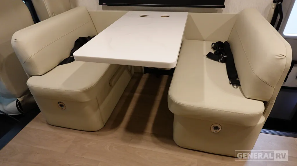 2027 NeXus RV Ghost 33DS, Photos photo 19