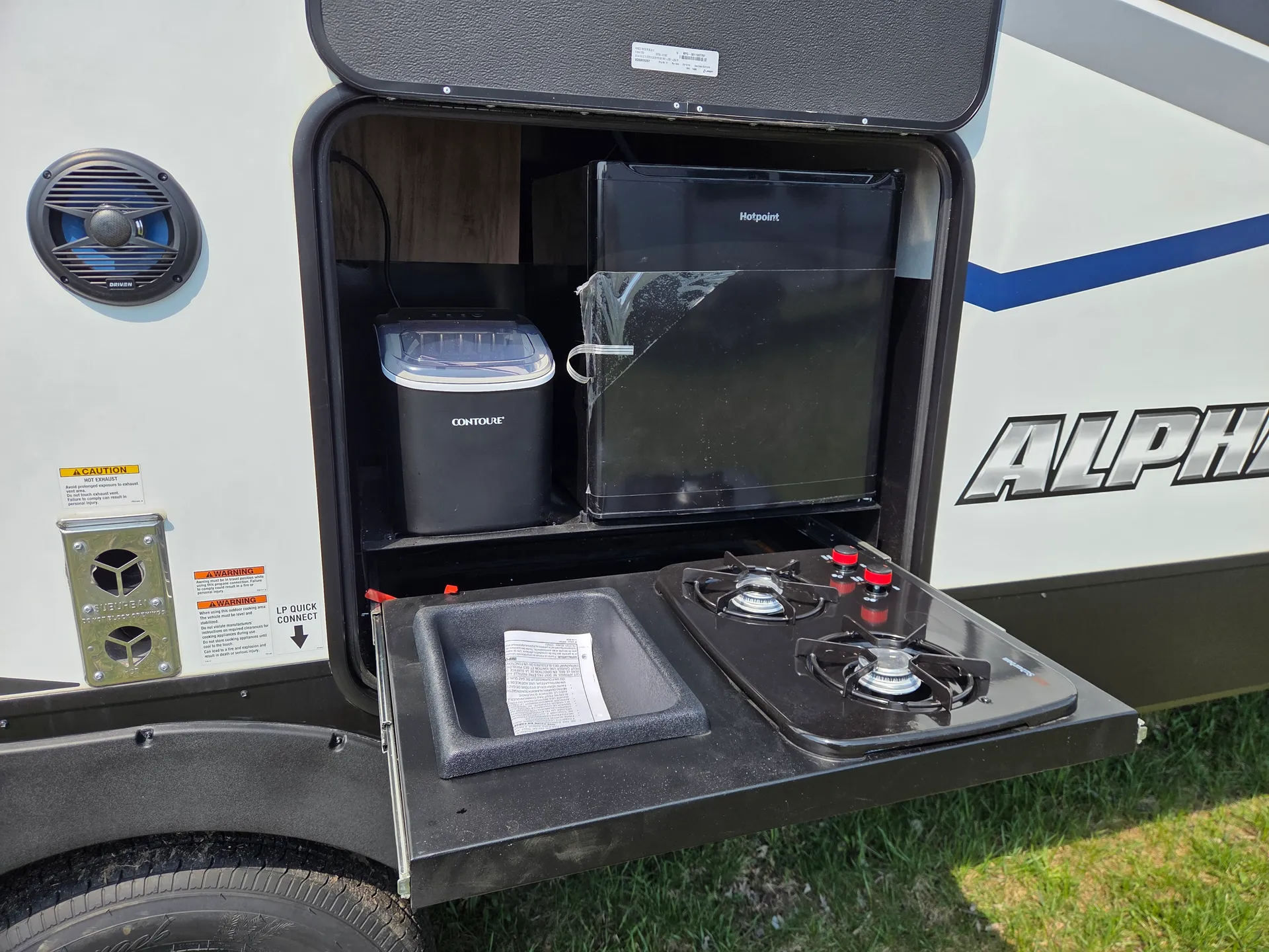 2024 Forest River Cherokee Alpha Wolf 2500RL - Photo 3