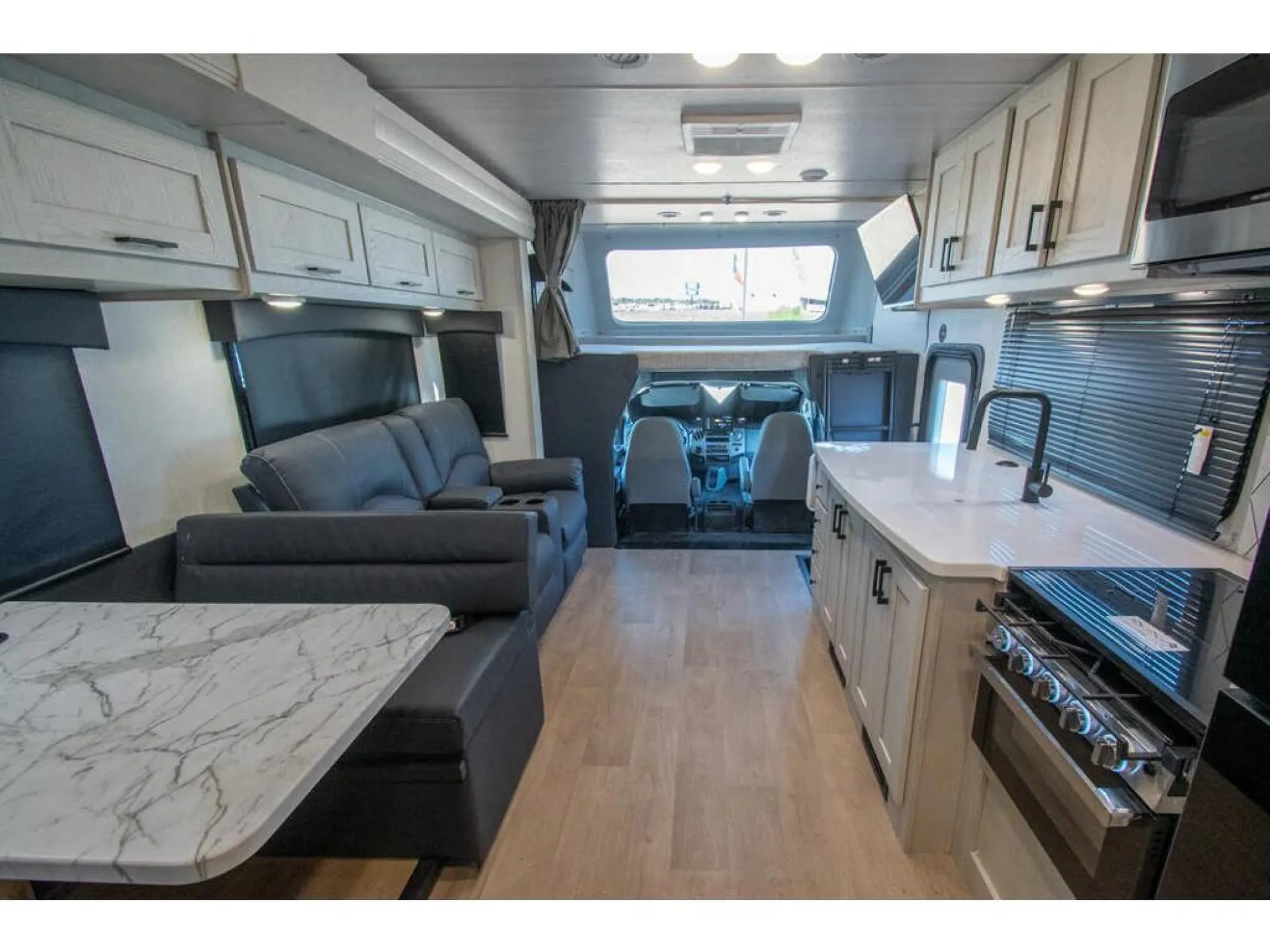 2026 Nexus Maximus 34MX - Photo 3