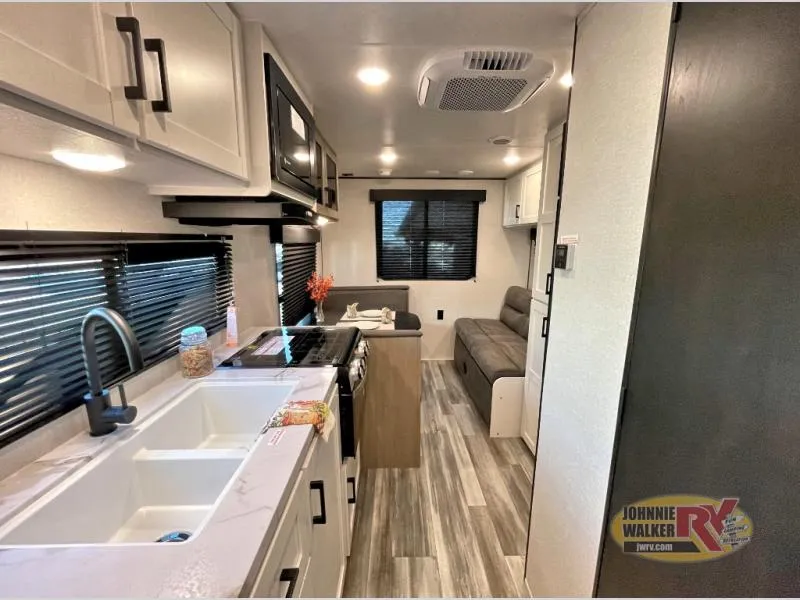 2026 Jayco Jay Flight SLX 210QB - Photo 4