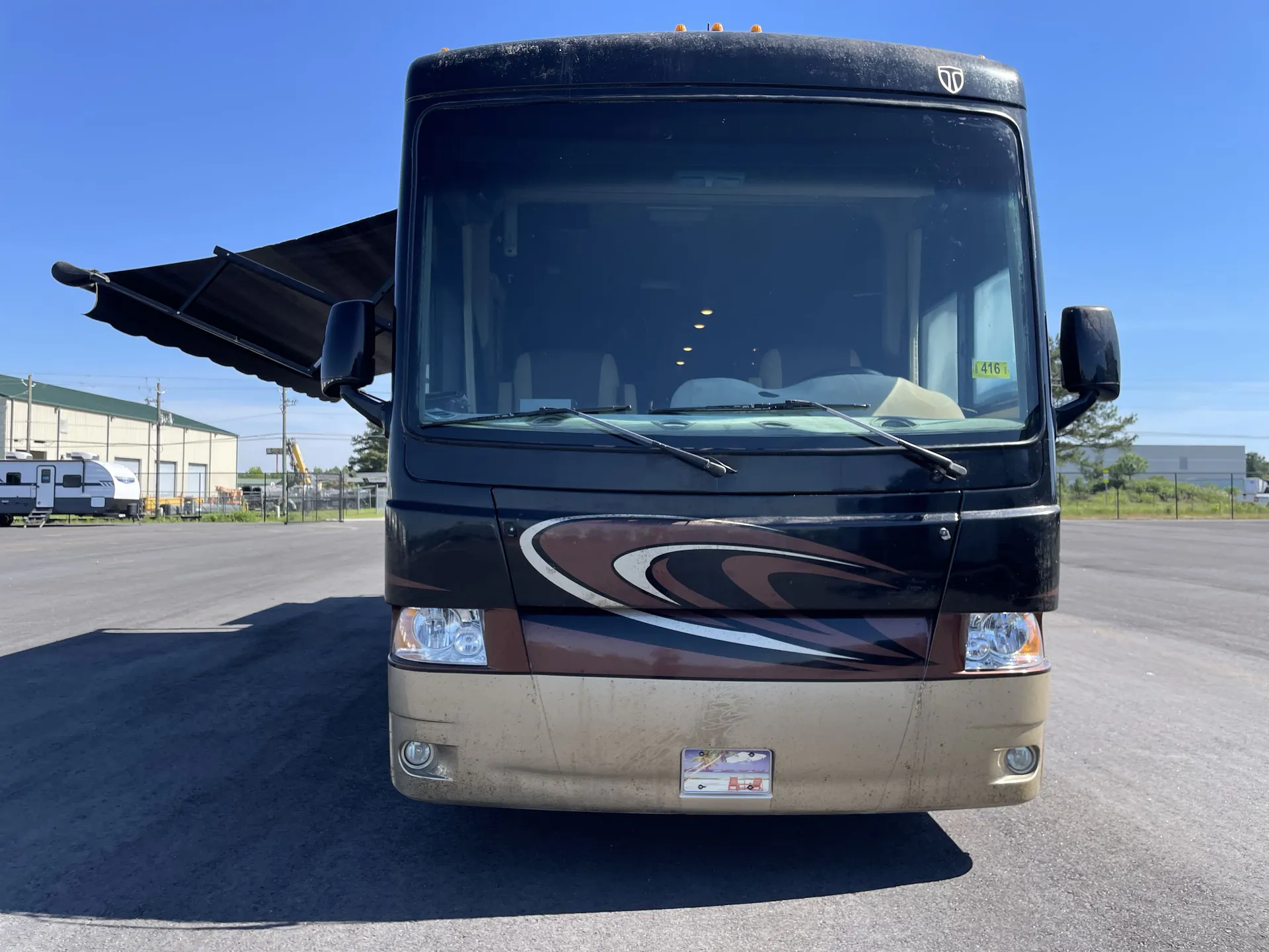 2014 Thor Motor Coach Palazzo 33.2 — front