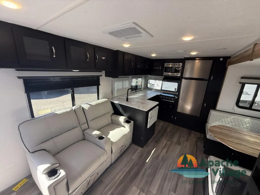2023 Coachmen Freedom Express Ultra Lite 274RKS, Photos photo 11