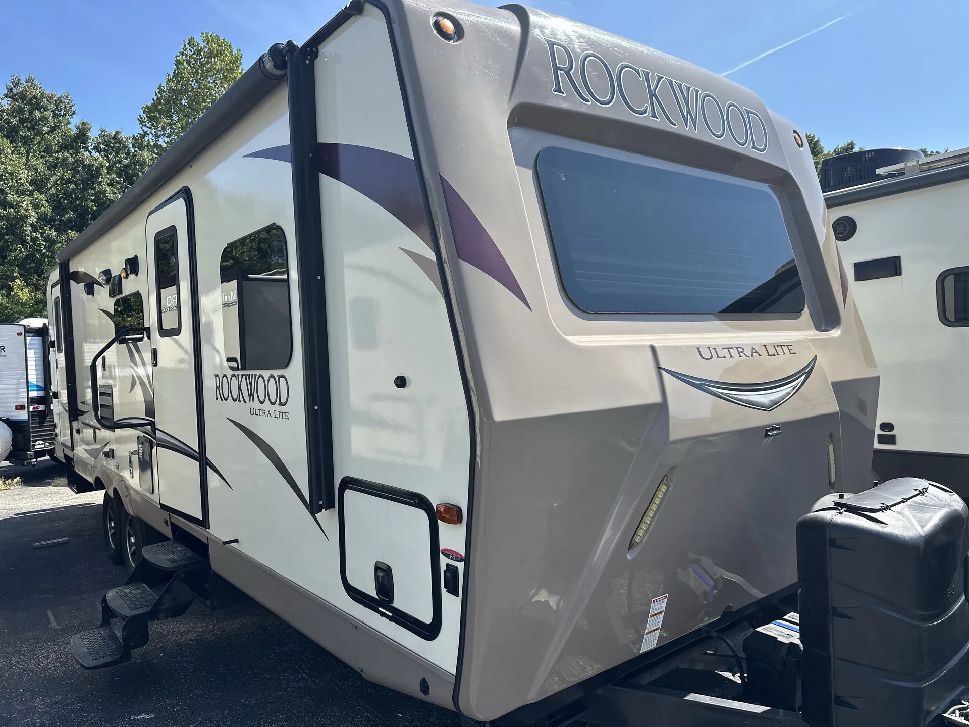 2018 Forest River Rockwood Ultra Lite 2702WS - Photo 2