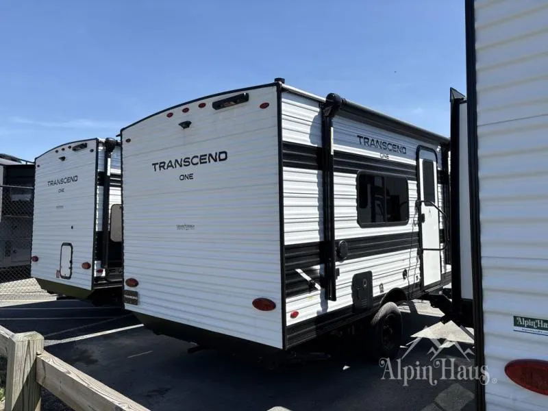 2026 Grand Design Transcend One 151RB - Photo 3