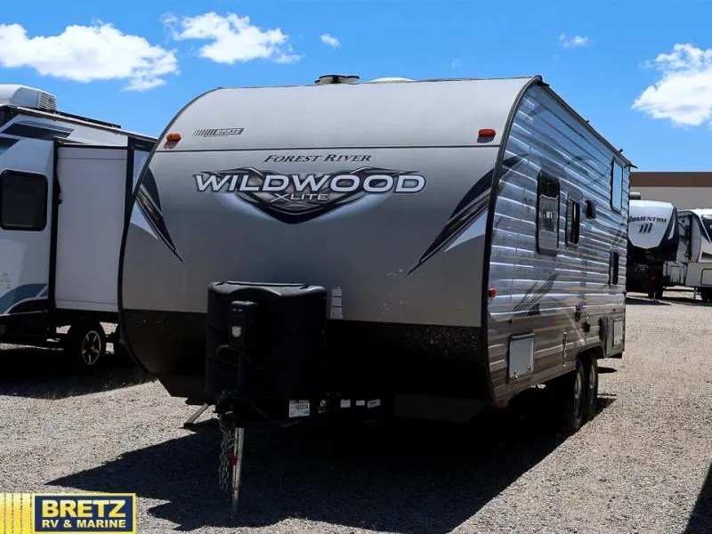 2018 Forest River RV Wildwood X-Lite 201BHXL - Photo 3