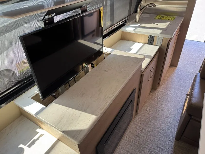 2025 Chinook RV Maverick EB, Photos photo 15