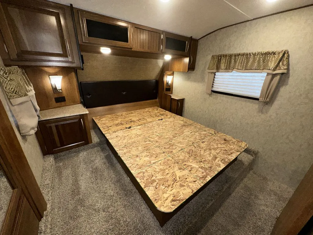 2017 Prime Time Crusader 295RST, Photos photo 21