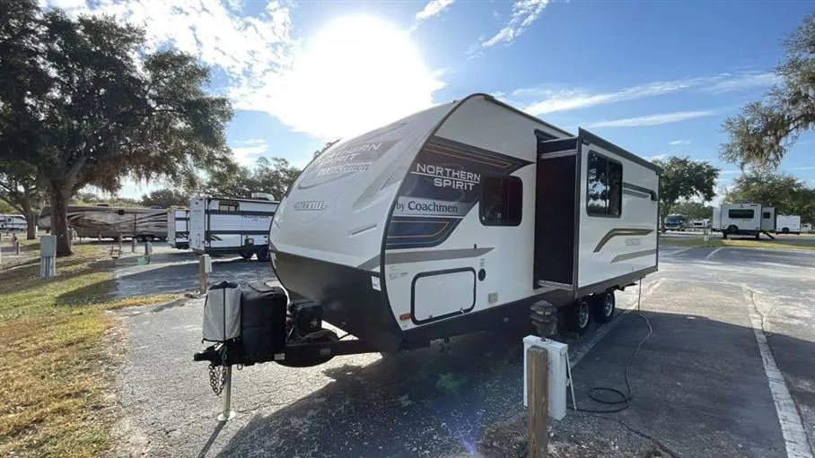 2023 Coachmen Northern Spirit Ultra Lite 2252MD - Photo 4