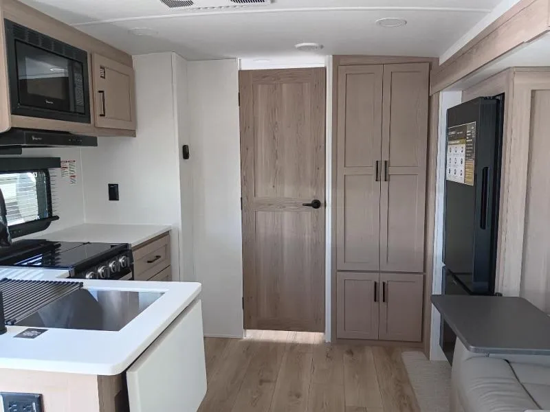 2026 Forest River Rockwood Mini Lite 2513S - Photo 4
