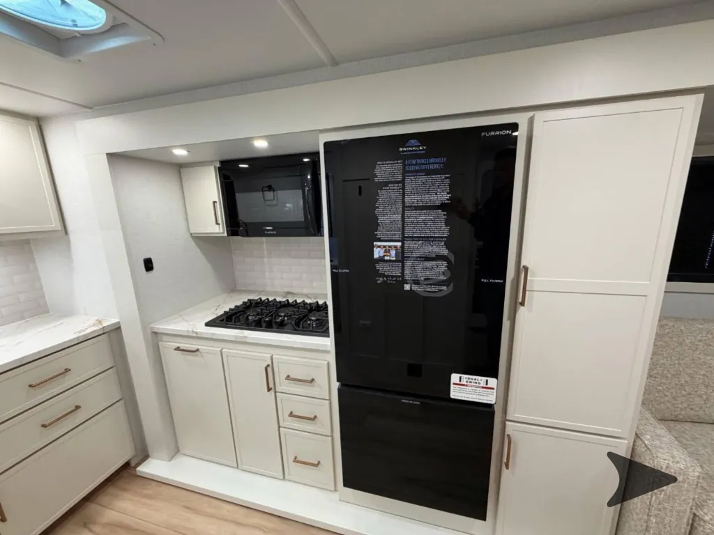2026 Brinkley Model Ix 23X, Photos photo 11
