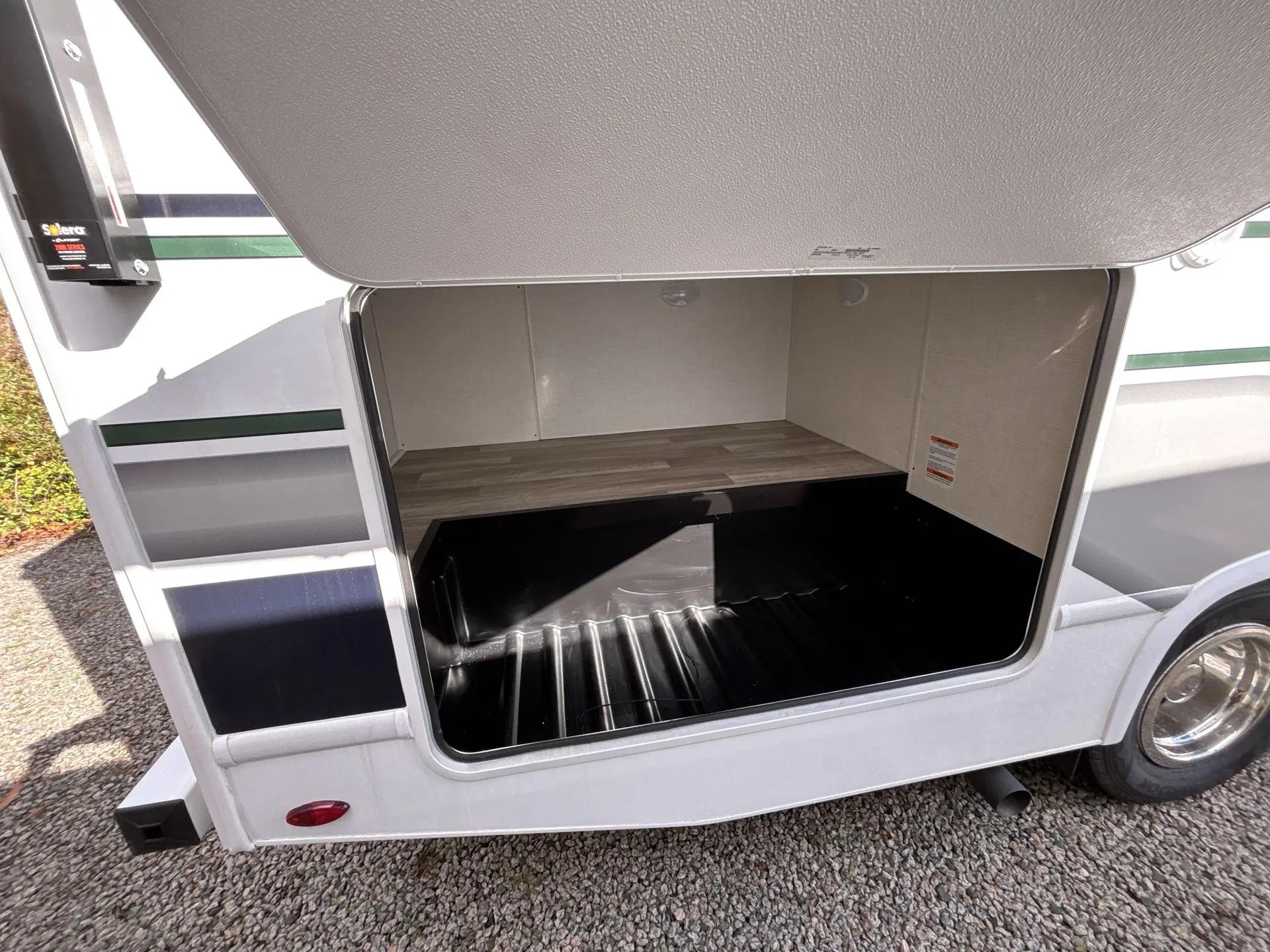2026 Thor Motor Coach Freedom Eddie Bauer 21EB — living area main