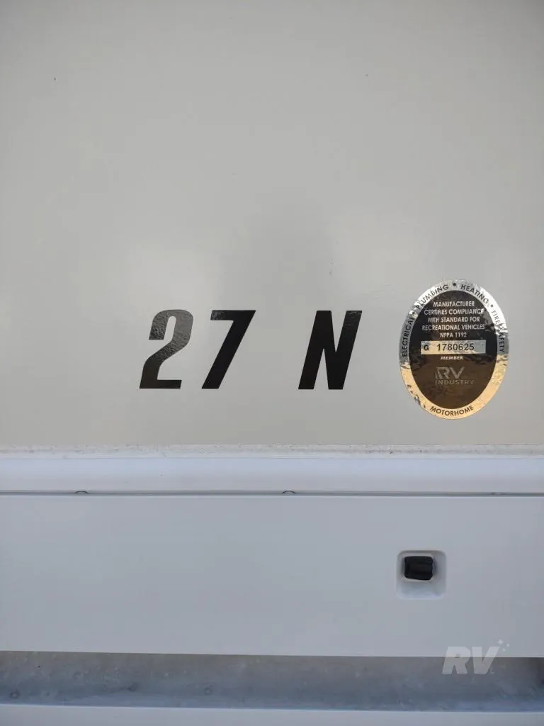 2019 Fleetwood Pace Arrow LXE 38F, Photos photo 6