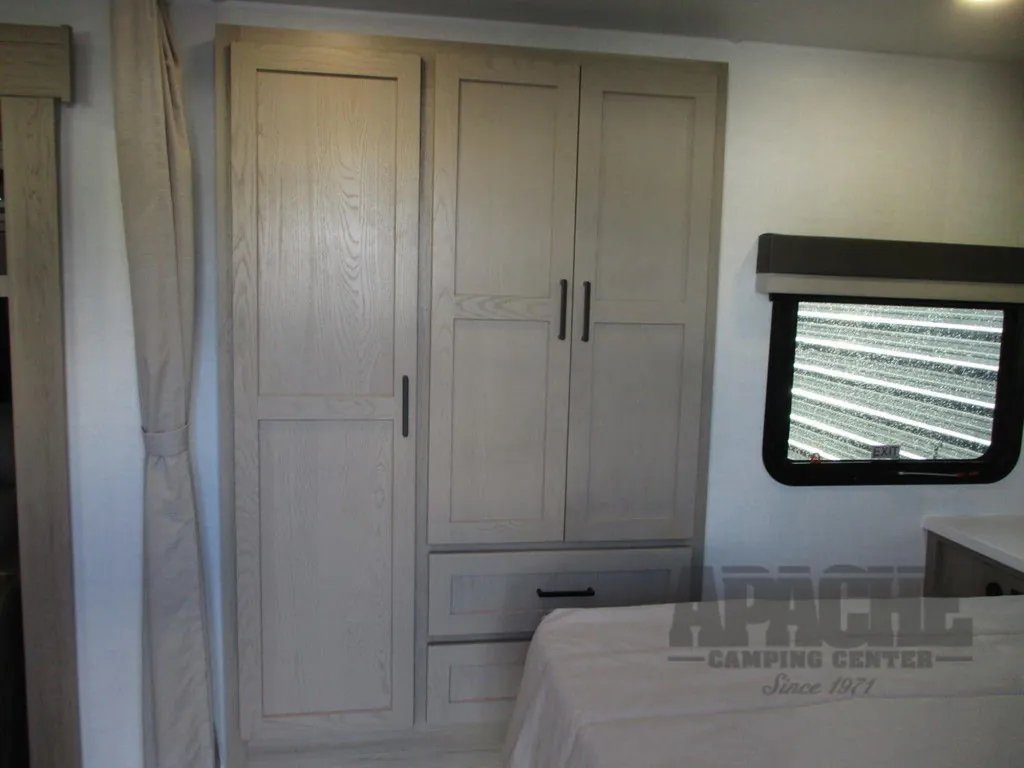 2026 Forest River Flagstaff Micro Lite 25FBD, Photos photo 10