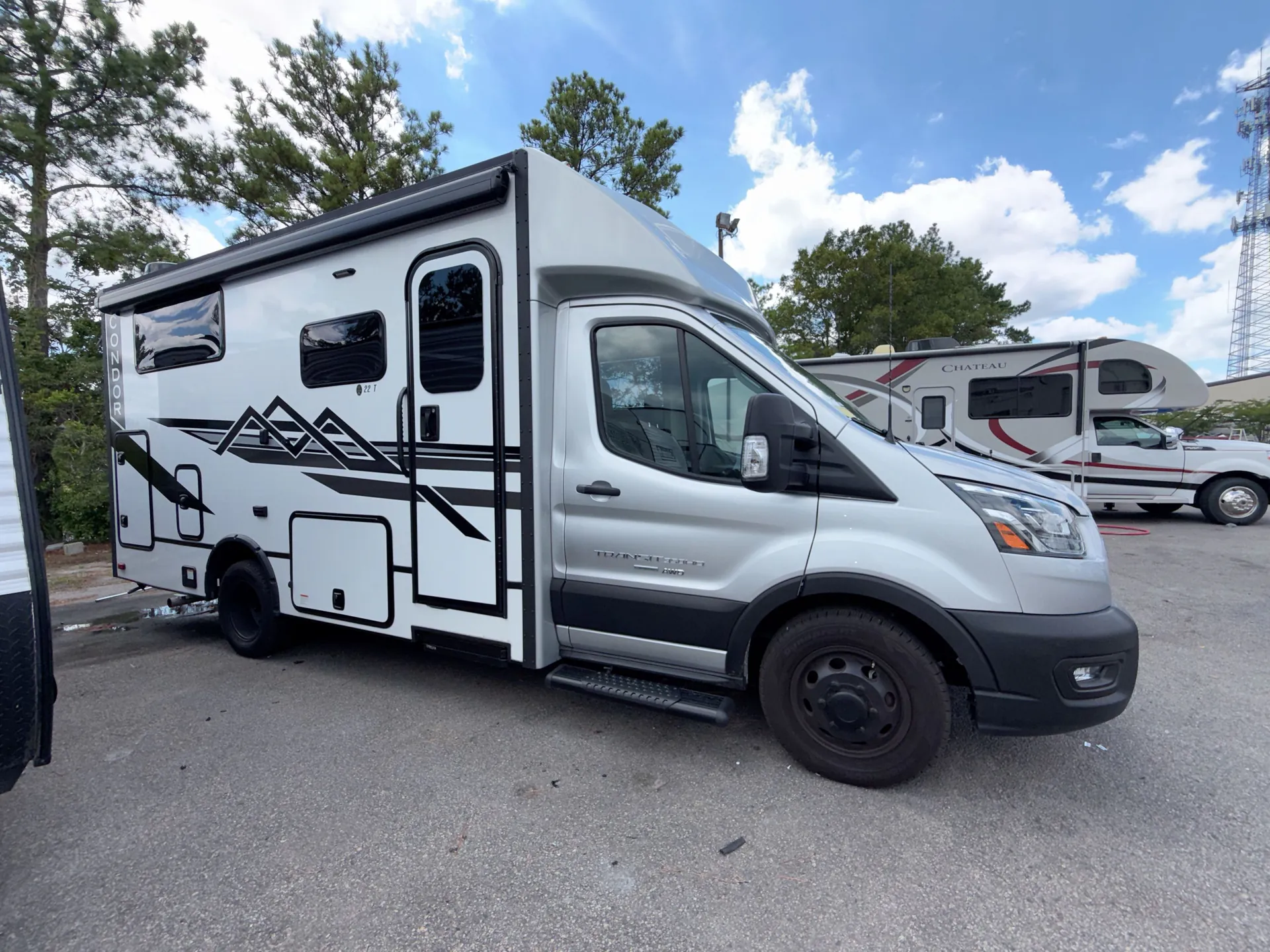 2026 entegra coach Condor 22T - Photo 3