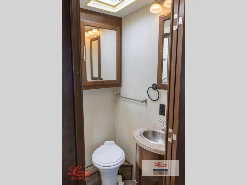 2018 Forest River Georgetown 5 Series GT5 36B5, Photos photo 26