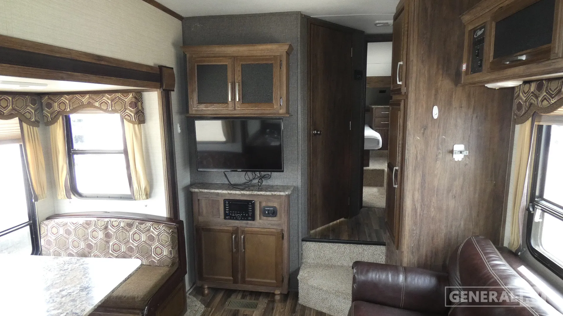 2015 Keystone Cougar X Lite 25RKS - Photo 3